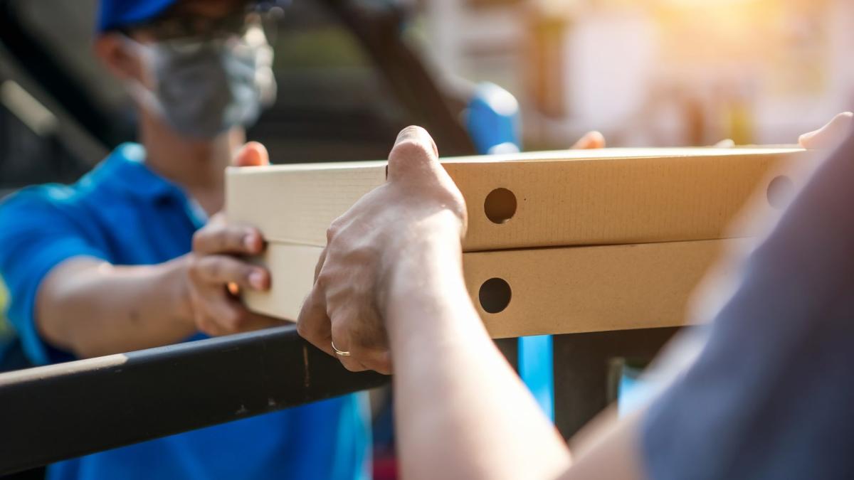 Pizza Chain News: Has Pizza Hut Revolutionized the Delivery Box