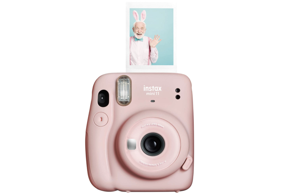 Fujifilm Instax Mini 11 Instant Camera - Blush Pink (Photo: Amazon)


