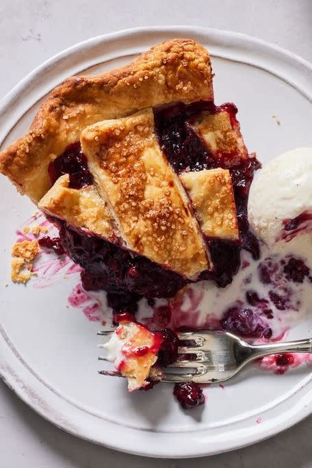 blackberry pie