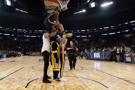 Feb 18, 2017; New Orleans, LA, USA; Indiana Pacers forward Glenn Robinson III (40) competes in the slam dunk contest during NBA All-Star Saturday Night at Smoothie King Center. Mandatory Credit: Ronald Martinez-USA TODAY Sports