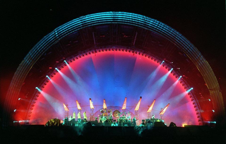 Pink Floyd returned to the stadium six years later, on May 29, 1994, performing for an even bigger crowd of 70,000-plus.