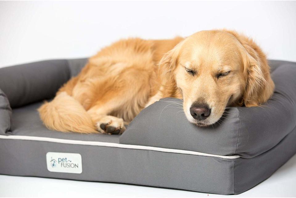  PetFusion Ultimate Dog Bed. (Photo: Amazon)