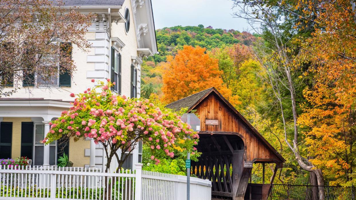 woodstock, vermont middle covered bridge