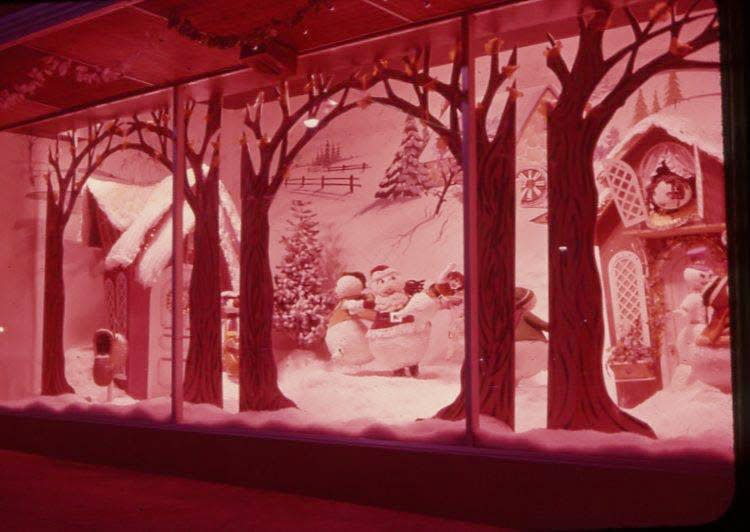 Display window of the Belk-Beery department store in downtown Wilmington decorated for Christmas in 1960.