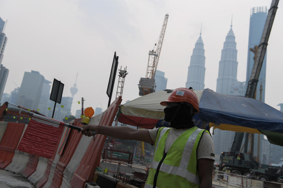 A man works at a construction site in Kuala Lumpur September 21, 2019. — Bernama pic