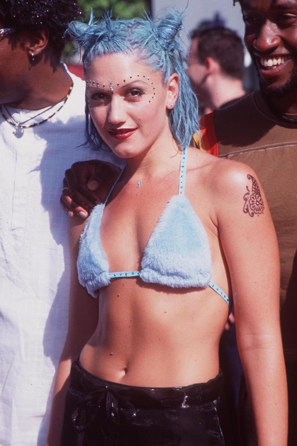 Gwen Stefani attends the MTV Awards in 1998 in Universal City, CA, USA. (Hulton Archive/Getty Images)