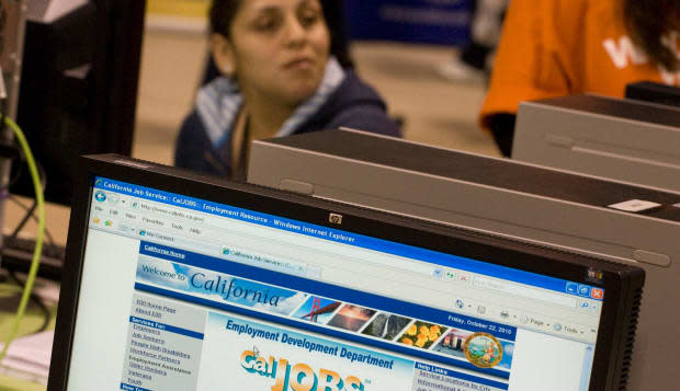 Oct. 22, 2010 - Long Beach, California, U.S - A job searcher uses the Calfornia Employment Development Department website. Calif