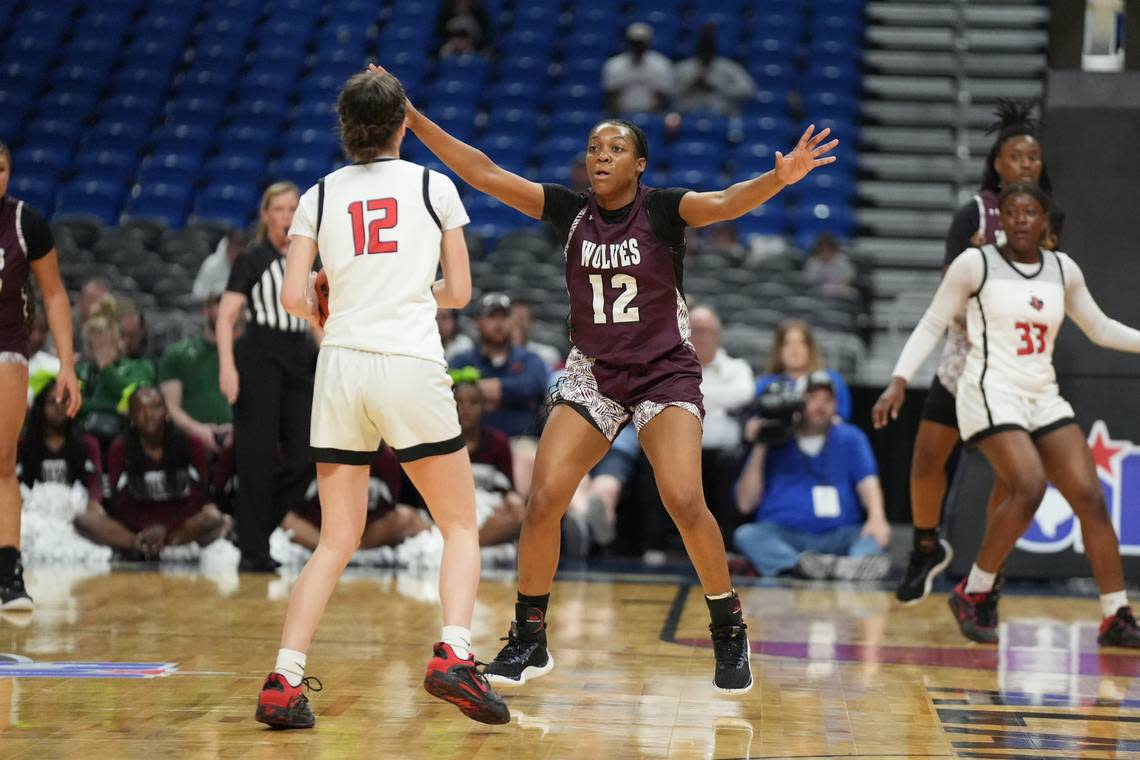 Mansfield Timberview’s Chrishawn Coleman is the 2023-2024 Fort Worth-area defensive player of the year. Whitney Magness/University Interscholastic League