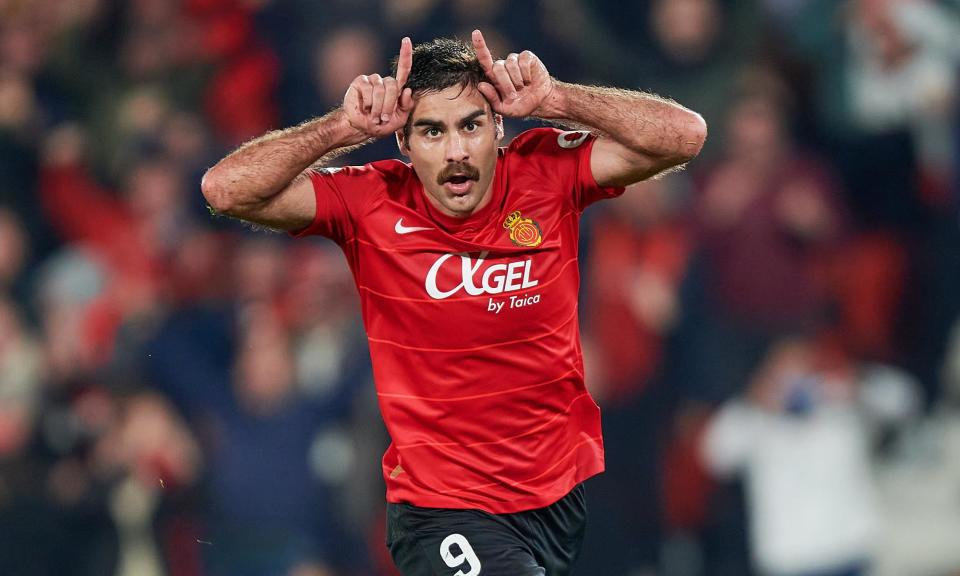 <span>Abdón Prats celebrates after scoring in Mallorca’s 3-2 win over Girona in the Copa del Rey quarter-finals.</span><span>Photograph: Quality Sport Images/Getty Images</span>