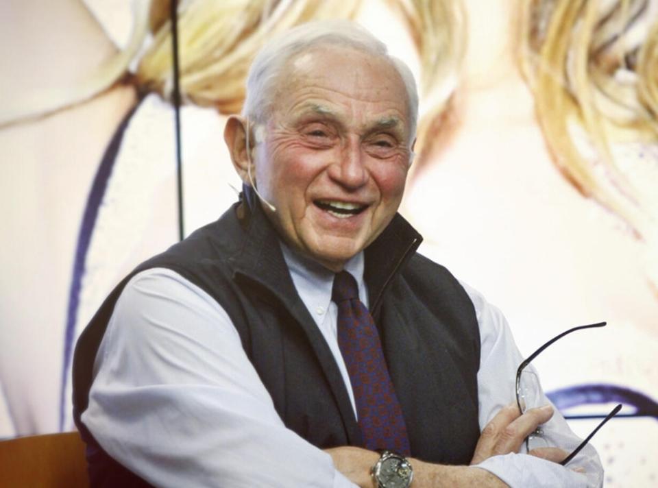 Victoria's Secret: Angels and Demons, Les Wexner