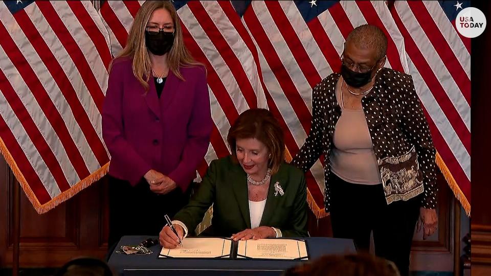 Speaker of the House Nancy Pelosi honored police officers who defended the Capitol during the January 6 riot with the Congressional Gold Medal.