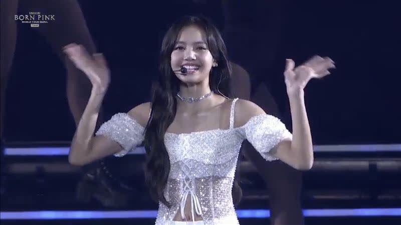 BLACKPINK成員Lisa。（圖／翻攝自X）