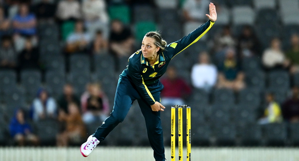 Ash Gardner was the pick of the Aussie bowlers, taking 3-16 against the Kiwis. Pic: Getty