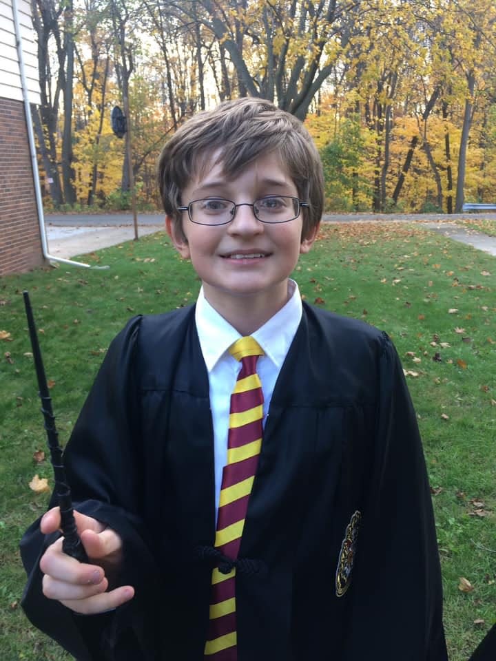 Is your child a Harry Potter fan? Why not turn them into their favorite wizard for Halloween? Hannah Greuel used a graduation gown, chopsticks, hot glue and paint -- plus some attire she already had at home -- to make her son the perfect costume.