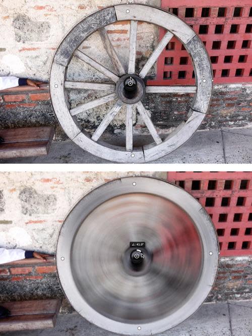 Photo of old wheel before and after adding spin blur