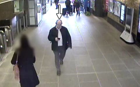 Gordon Semple exiting Blackfriars station, London, before meeting Stefano Brizzi - Credit:  Metropolitan Police