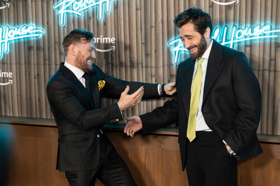 Jake Gyllenhaal revela que Conor McGregor le 'apuntó' a la cara