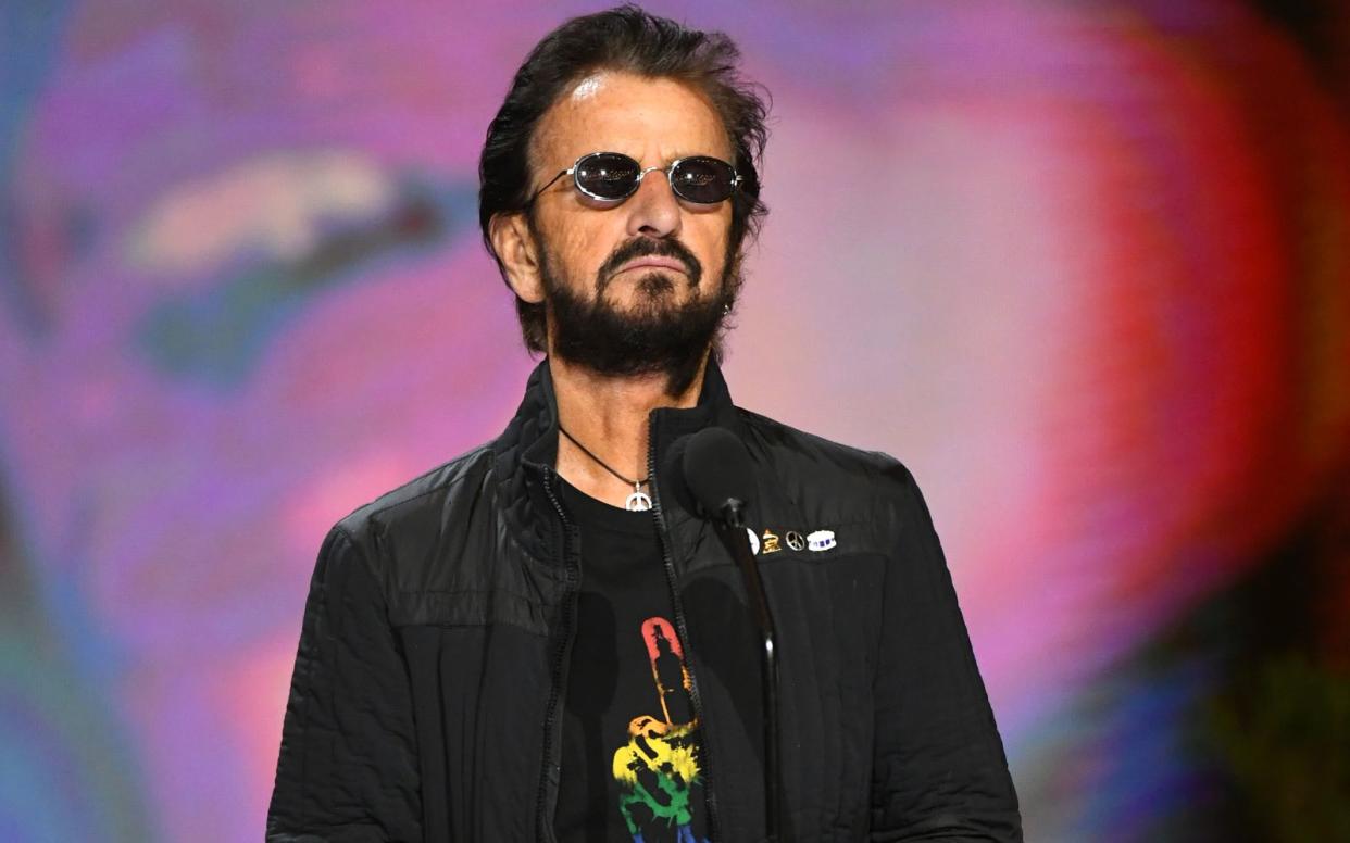 Musste wegen einer Corona-Erkrankung Konzerttermine absagen: Ex-Beatle Ringo Starr. (Bild: Kevin Winter/Getty Images for The Recording Academy)