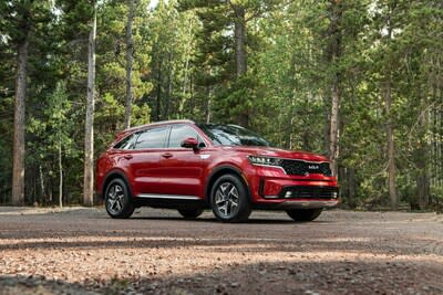 KIA anuncia los precios del Sorento Híbrido del 2024 (PRNewsfoto/Kia America)