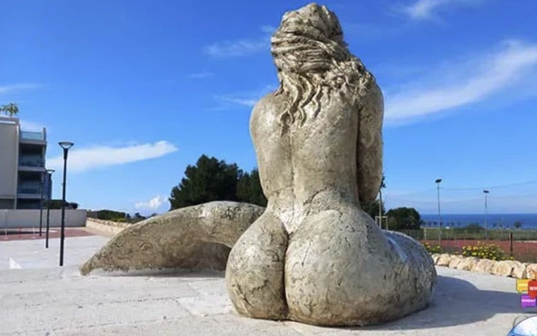 Mermaid statue - Monopoli Times