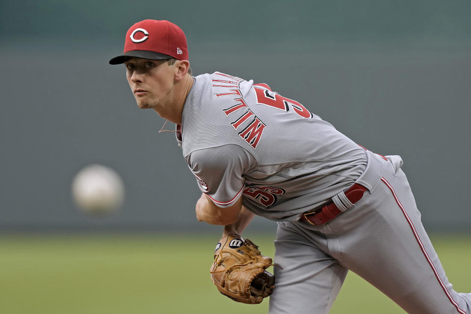 Cincinnati Reds starting pitcher Brandon Williamson throws during the first inning of a baseball game against the Kansas City Royals Tuesday, June 13, 2023, in Kansas City, Mo. (AP Photo/Charlie Riedel)