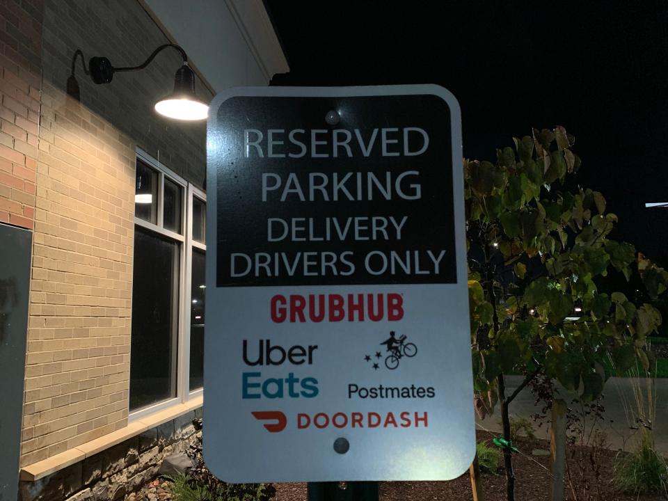 Taco Bell Go Mobile reserved delivery parking