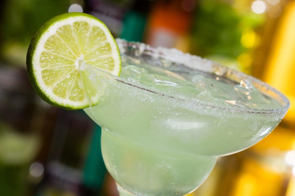 Margarita cocktail with lime