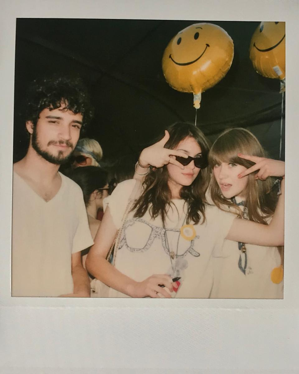 Fabrizio Moretti of the Strokes with Alexa Chung and Tennessee Thomas