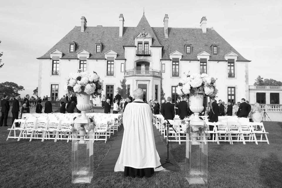 The  picture-perfect wedding was held Oheka Castle, a massive Roaring '20s mansion perched on 443 acres on Long Island's wealthy 