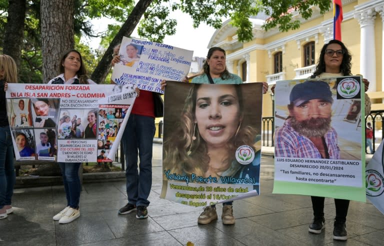 Familiares de migrantes venezolanos que desaparecieron en octubre pasado en la ruta marítima entre la isla colombiana de San Andrés y Nicaragua (Juan BARRETO)