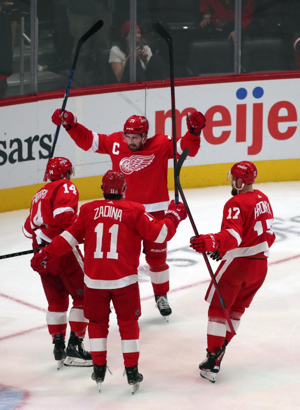 Detroit Red Wings captain Dylan Larkin ejected after check, throwing a ...