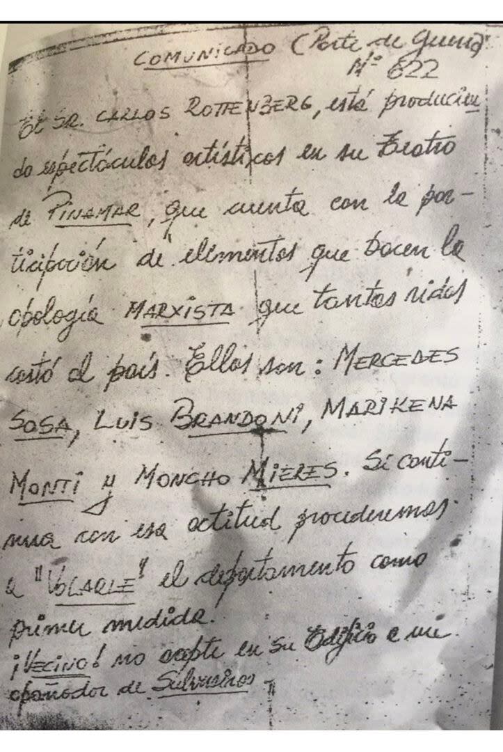 El volante por el cual se amenazaba a Carlos Rottenberg con volar su departamento por contratar artistas 