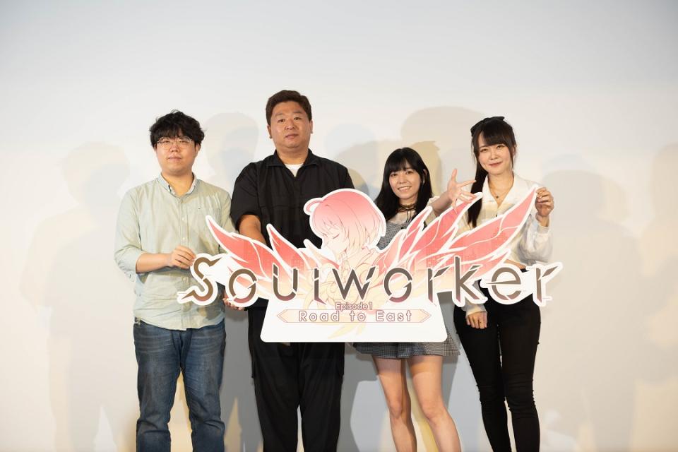 《Soulworker靈魂行者》專程訪台宣傳第二季改版與遊戲未來計畫（左起依序為主企劃姜聲珍、遊戲製作人成俊熙、實況主月希和小饅頭）