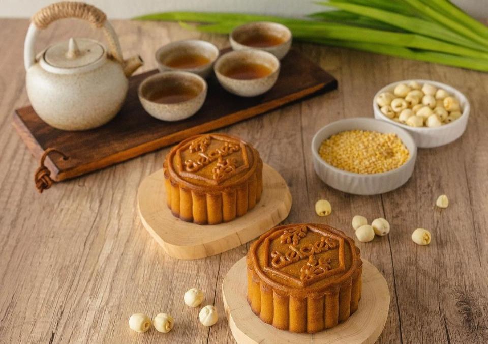 mooncake 2023 - delcies mooncakes