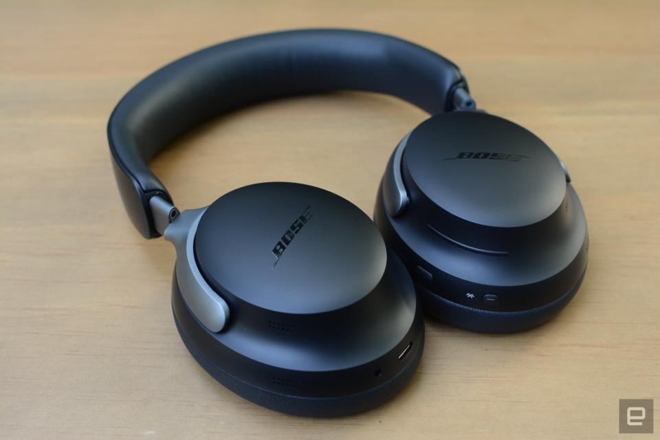 <p>Bose QuietComfort Ultra Headphones review</p>
