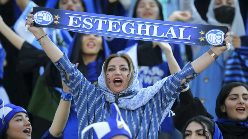 Iran allowed women to attend a national championship match