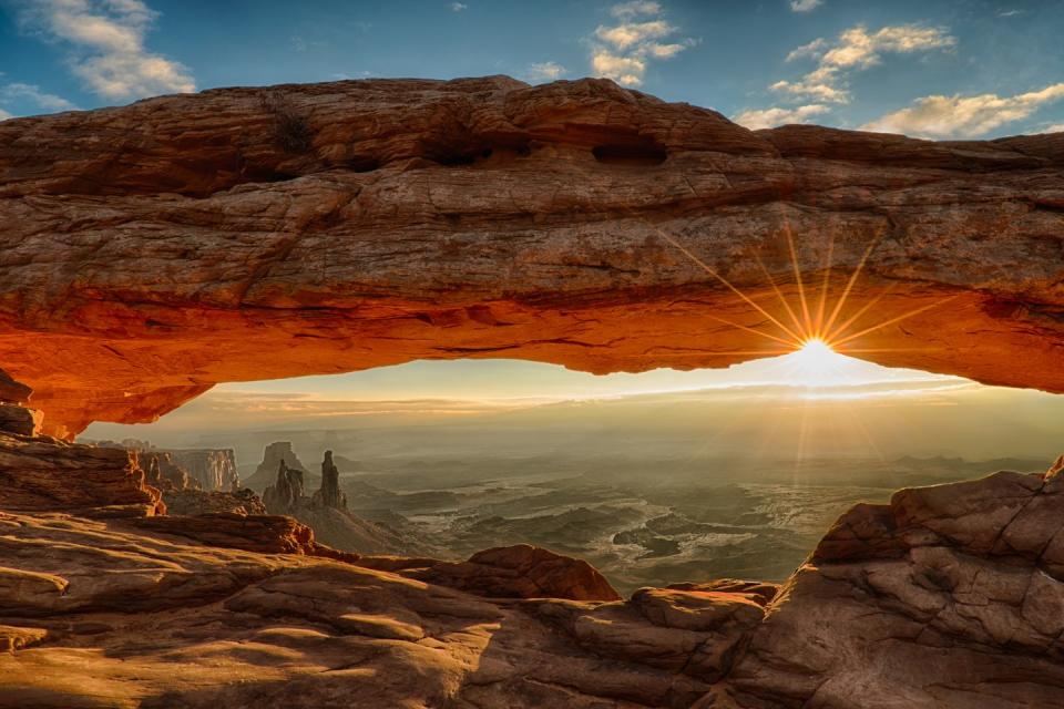 <p>Utah is home to some epic National Parks, including Canyonlands which is home to the stunning Mesa Arch.</p>