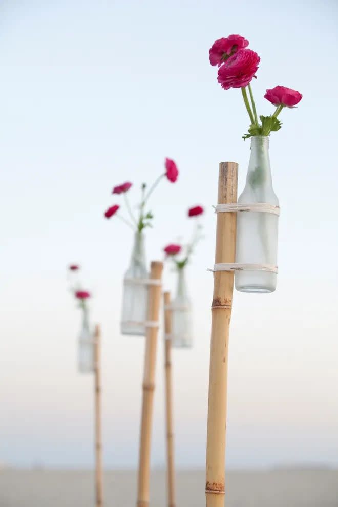 DIY Frosted Glass Vase Flower Stakes