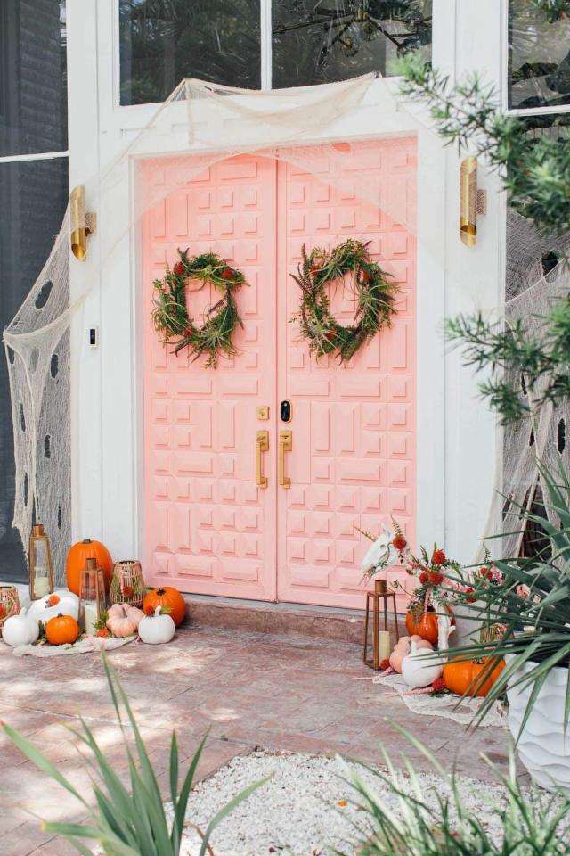 DIY Halloween Door Mat + Front Porch - House On Longwood Lane