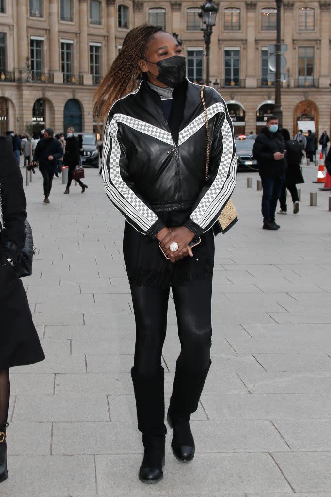 Venus Williams leaves her hotel during Paris Fashion Week on January 23, 2022. - Credit: Spread Pictures / MEGA