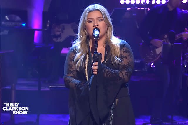 youtube Kelly Clarkson