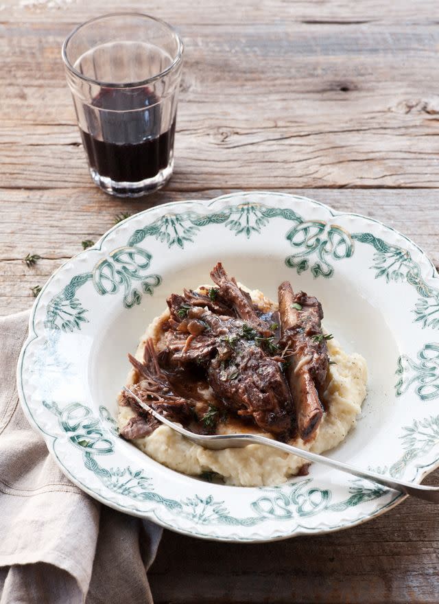 Slow Cooker Beef Short Ribs With Creamy Mash