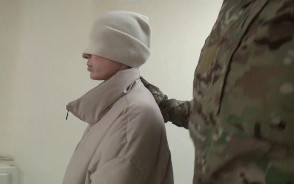 The FSB released a video of the arrest of a Los Angeles resident in Yekaterinberg, Russia