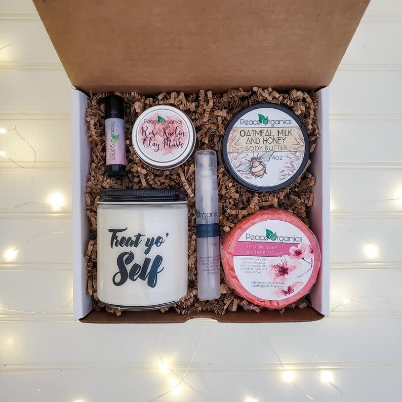 Treat Yo' Self Spa Gift Box