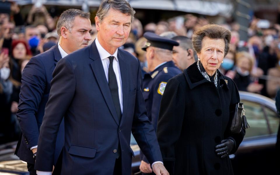 Princess Anne, King Henry II.  At Constantine's funeral