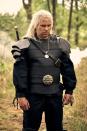 "Kann ich jederzeit einspringen": Paul Sedlmeir verkörperte in der Amazon-Parodie-Serie "Binge Reloaded" den "Witcher" Geralt von Riva - in der Netflix-Originalserie von Henry Cavill gespielt. (Bild: Red Seven / Frank Dicks)
