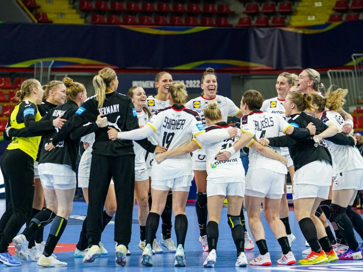 Handballerinnen treffen auf Griechenland