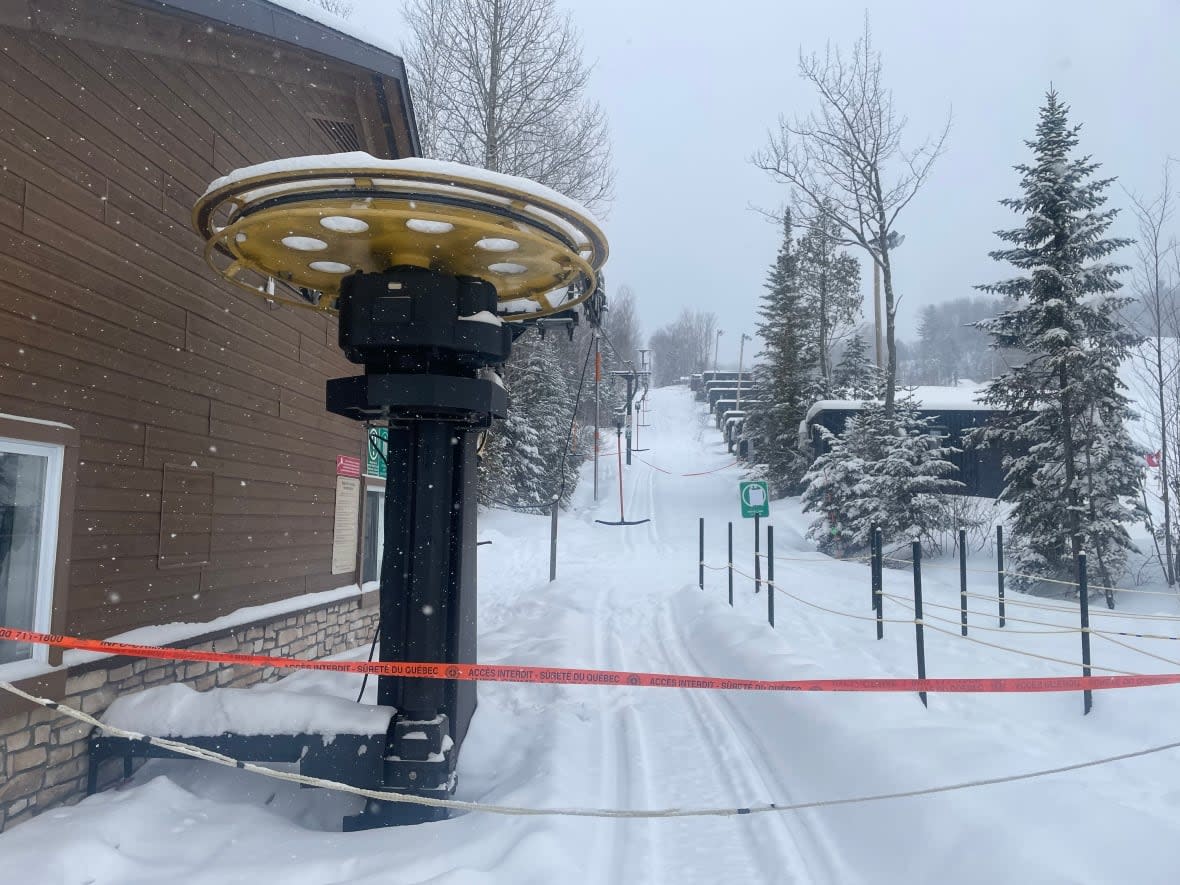 The lift where the accident occurred in the Val Saint-Côme downhill ski resort will remain closed for the time being.  (John Ngala/CBC - image credit)