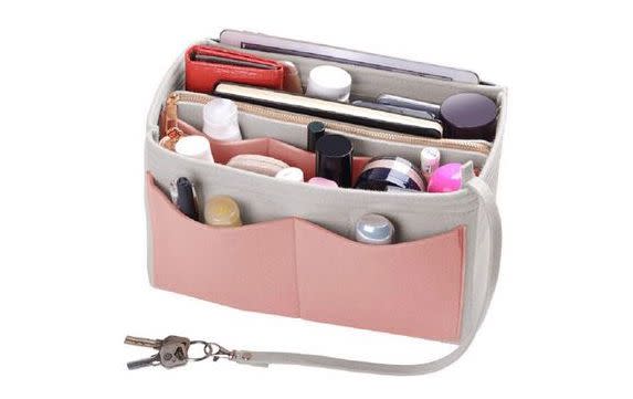 No more messy handbags: This clever organizer has 13 pockets—and