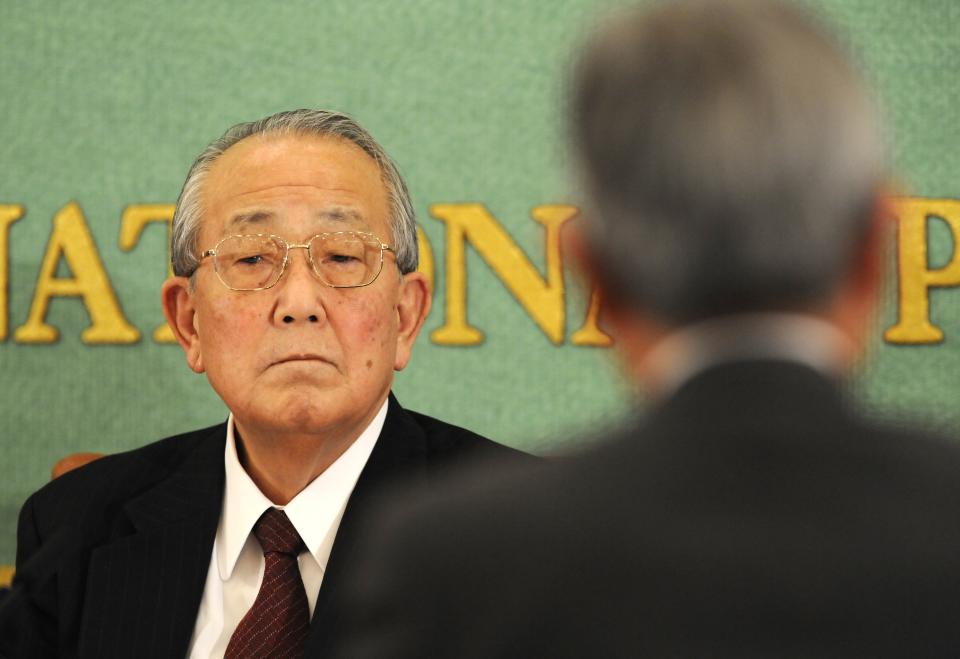 Japan Arilines CEO Kazuo Inamori answers a question during his press conference at the Japan National Press Club in Tokyo, on February 8, 2011.  Inamori, the highly respected founder of technology firm Kyocera, has been handling JAL management since the company's bankruptcy in January 2010.    AFP PHOTO / TOSHIFUMI KITAMURA (Photo credit should read TOSHIFUMI KITAMURA/AFP via Getty Images)